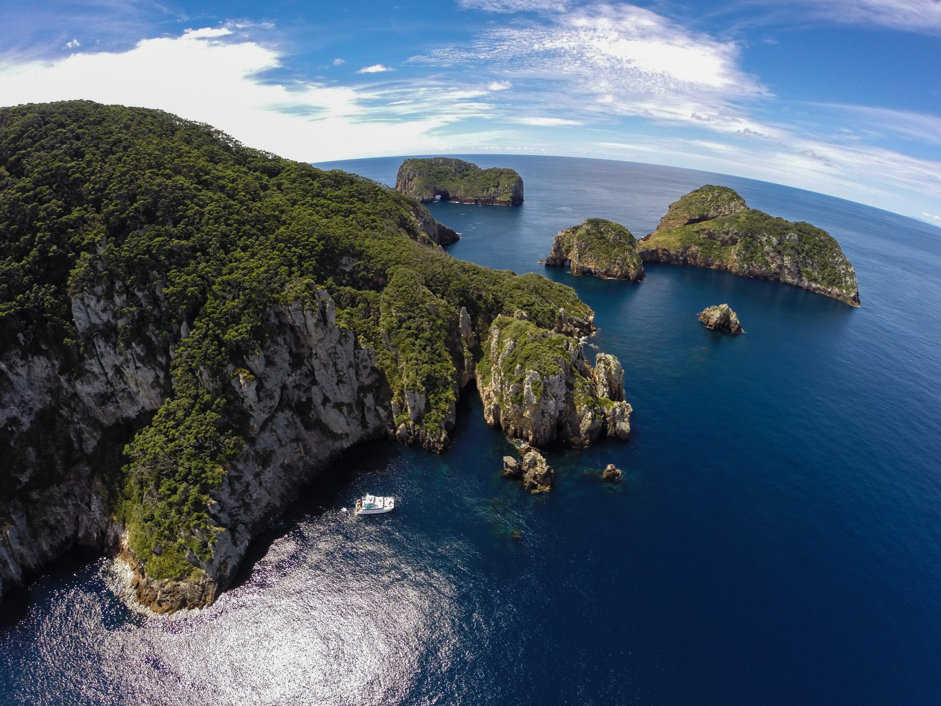 G0033145 – Aerial, quad, quadcopter, crispin, nz, new, zealand, new zealand, Poor, Knights, Marine, Reserve, Islands,